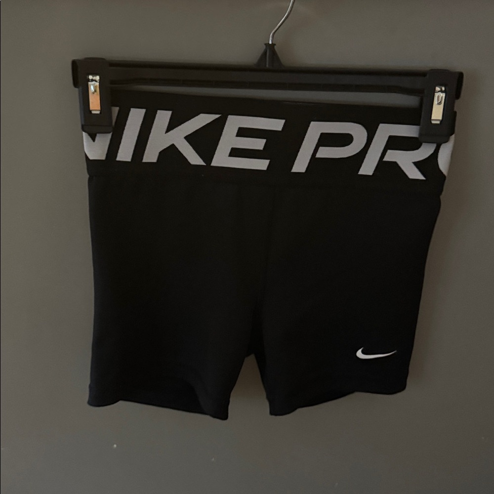Kid’s Nike Pros